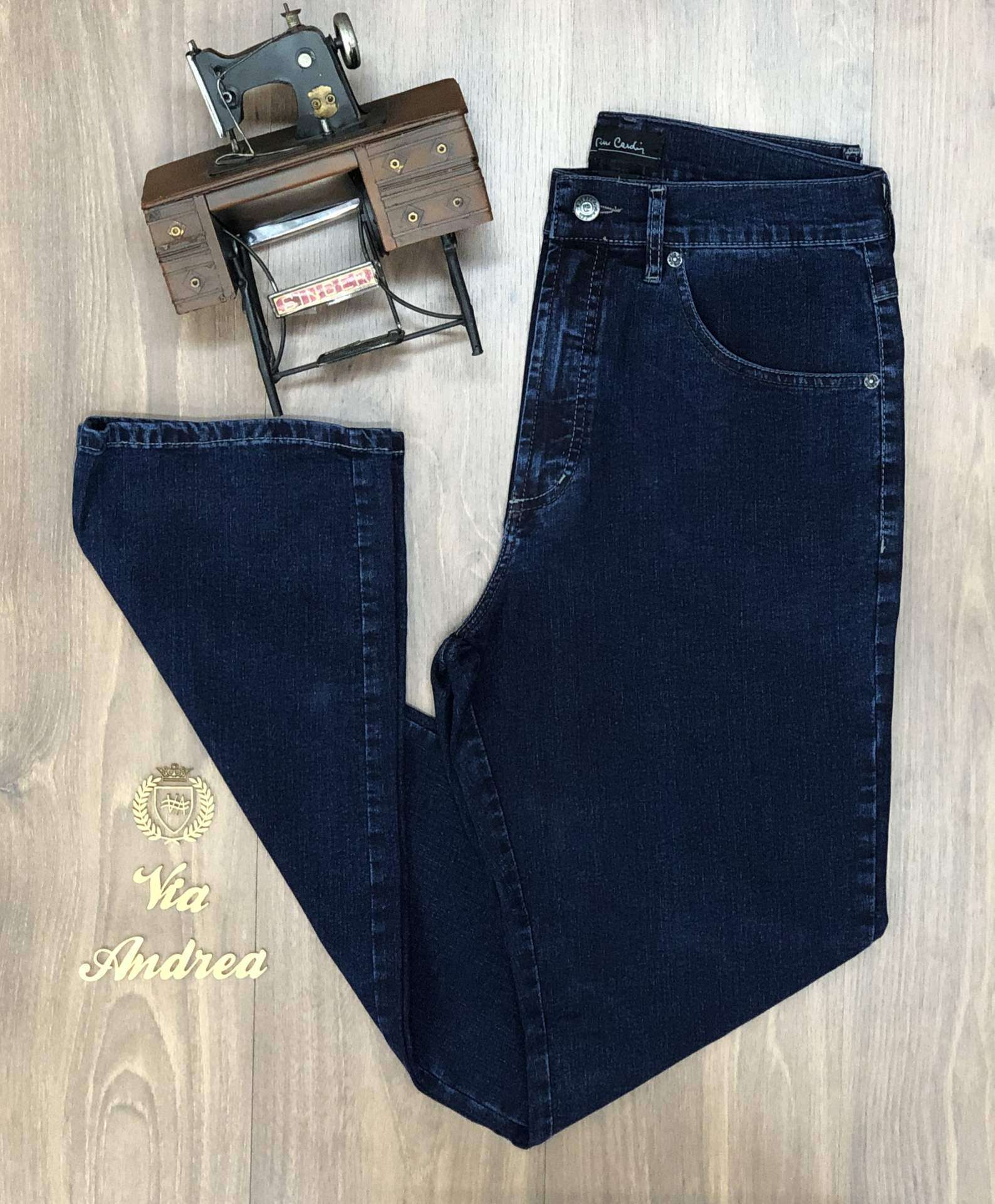 pierre jeans